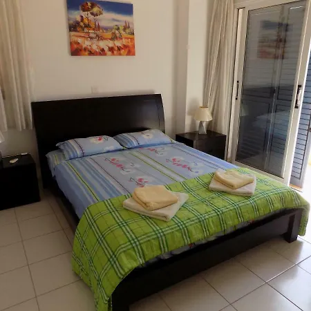 3 Bed Penthouse Διαμέρισμα *