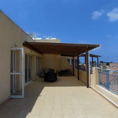3 Bed Penthouse Διαμέρισμα *